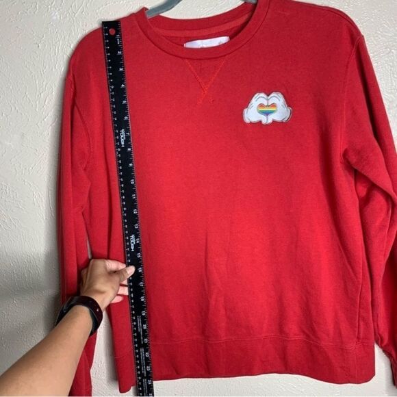 Disney Mickey Mouse heart hands rainbow pullover sweatshirt red - Picture 6 of 7